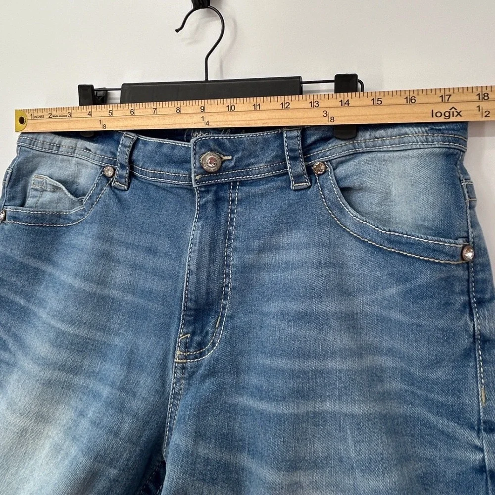 Copper Flash Curvy Denim Shorts Blue Medium Wash Embroidered Rhinestone Size 16 - Picture 4 of 6